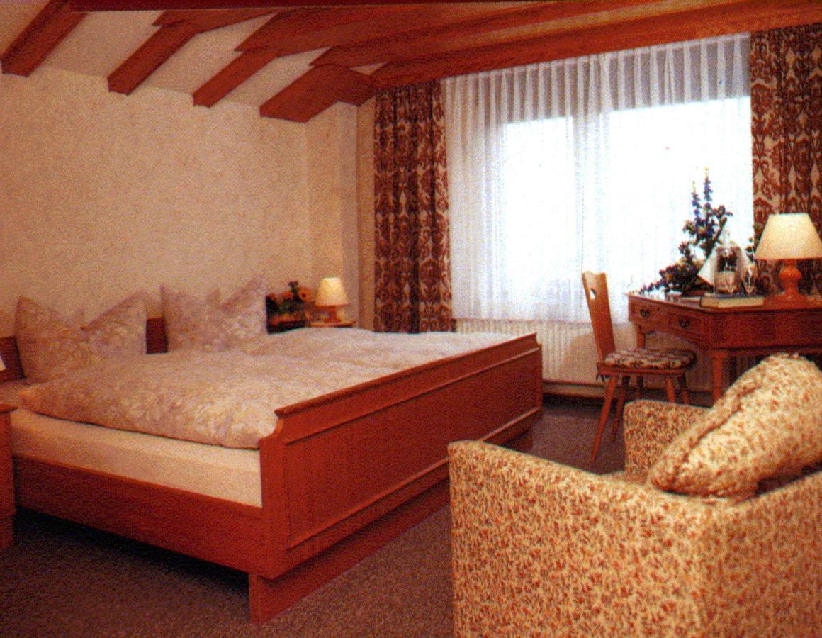 Gast- Und Gastehaus Simon Hotel Greifenstein Room photo